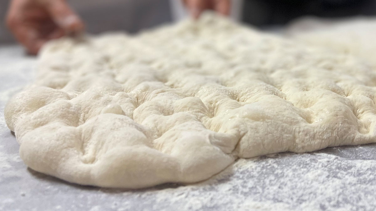 Focaccia Soffice in Teglia - La Ricetta del Molino Squillario